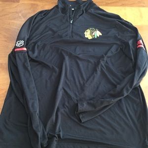 LIKE NEW ADIDAS CHICAGO BLACKHAWKS XL 1/4 ZIP